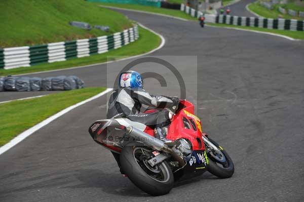 Motorcycle action photographs;Trackday digital images;cadwell;cadwell park photographs;event digital images;eventdigitalimages;motor racing louth lincolnshire;no limits trackday;peter wileman photography;trackday;trackday photos