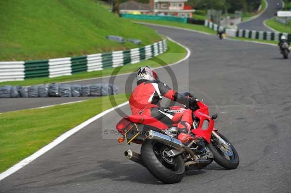 Motorcycle action photographs;Trackday digital images;cadwell;cadwell park photographs;event digital images;eventdigitalimages;motor racing louth lincolnshire;no limits trackday;peter wileman photography;trackday;trackday photos