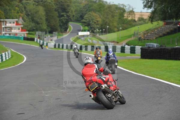 Motorcycle action photographs;Trackday digital images;cadwell;cadwell park photographs;event digital images;eventdigitalimages;motor racing louth lincolnshire;no limits trackday;peter wileman photography;trackday;trackday photos