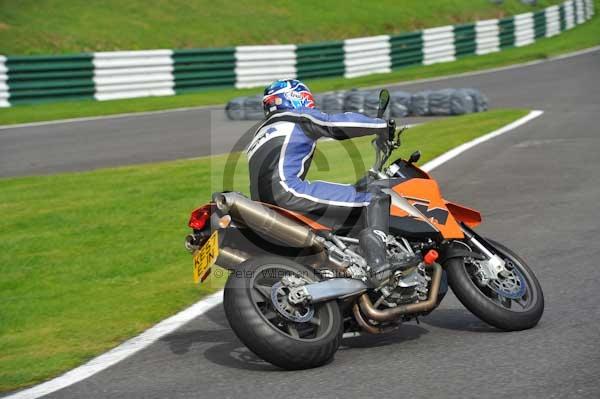 Motorcycle action photographs;Trackday digital images;cadwell;cadwell park photographs;event digital images;eventdigitalimages;motor racing louth lincolnshire;no limits trackday;peter wileman photography;trackday;trackday photos