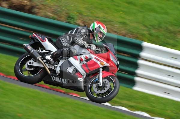 Motorcycle action photographs;Trackday digital images;cadwell;cadwell park photographs;event digital images;eventdigitalimages;motor racing louth lincolnshire;no limits trackday;peter wileman photography;trackday;trackday photos