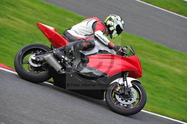 Motorcycle action photographs;Trackday digital images;cadwell;cadwell park photographs;event digital images;eventdigitalimages;motor racing louth lincolnshire;no limits trackday;peter wileman photography;trackday;trackday photos