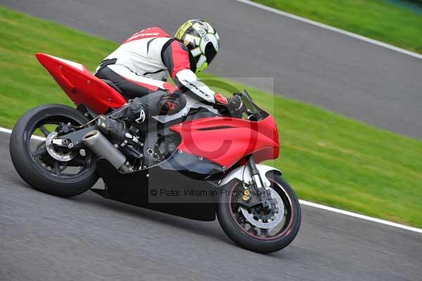 Motorcycle action photographs;Trackday digital images;cadwell;cadwell park photographs;event digital images;eventdigitalimages;motor racing louth lincolnshire;no limits trackday;peter wileman photography;trackday;trackday photos