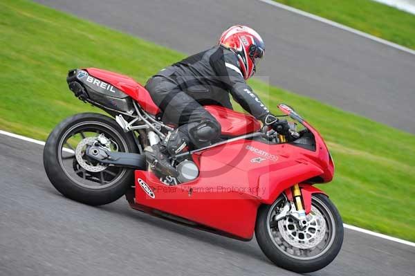 Motorcycle action photographs;Trackday digital images;cadwell;cadwell park photographs;event digital images;eventdigitalimages;motor racing louth lincolnshire;no limits trackday;peter wileman photography;trackday;trackday photos