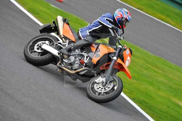 Motorcycle action photographs;Trackday digital images;cadwell;cadwell park photographs;event digital images;eventdigitalimages;motor racing louth lincolnshire;no limits trackday;peter wileman photography;trackday;trackday photos