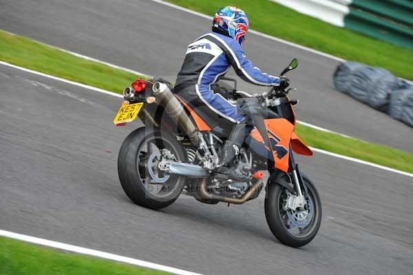 Motorcycle action photographs;Trackday digital images;cadwell;cadwell park photographs;event digital images;eventdigitalimages;motor racing louth lincolnshire;no limits trackday;peter wileman photography;trackday;trackday photos