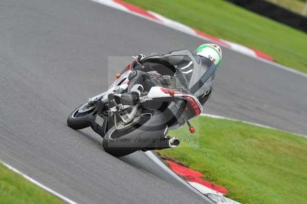 Motorcycle action photographs;Trackday digital images;cadwell;cadwell park photographs;event digital images;eventdigitalimages;motor racing louth lincolnshire;no limits trackday;peter wileman photography;trackday;trackday photos