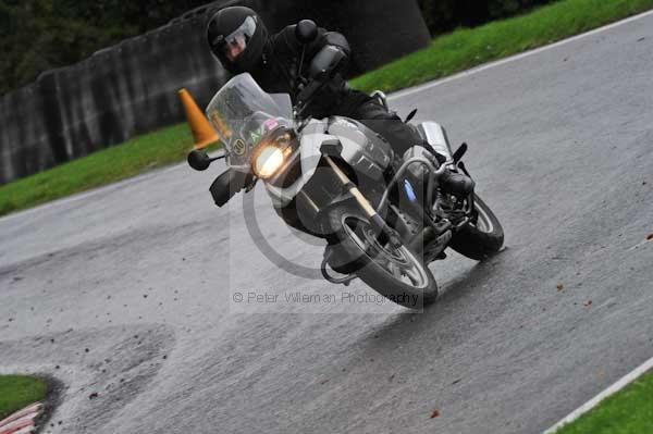 Motorcycle action photographs;Trackday digital images;cadwell;cadwell park photographs;event digital images;eventdigitalimages;hopp rider training;motor racing louth lincolnshire;peter wileman photography;trackday;trackday photos