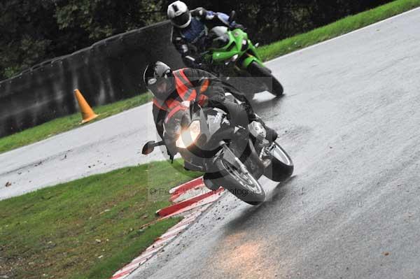 Motorcycle action photographs;Trackday digital images;cadwell;cadwell park photographs;event digital images;eventdigitalimages;hopp rider training;motor racing louth lincolnshire;peter wileman photography;trackday;trackday photos