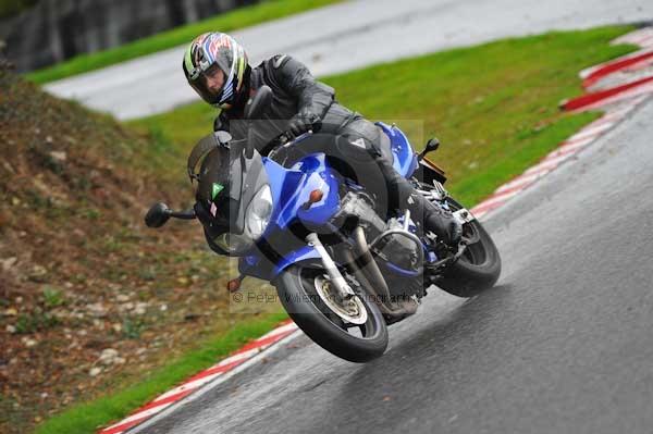 Motorcycle action photographs;Trackday digital images;cadwell;cadwell park photographs;event digital images;eventdigitalimages;hopp rider training;motor racing louth lincolnshire;peter wileman photography;trackday;trackday photos