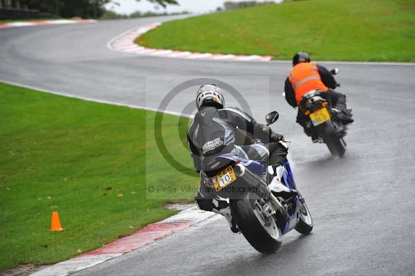Motorcycle action photographs;Trackday digital images;cadwell;cadwell park photographs;event digital images;eventdigitalimages;hopp rider training;motor racing louth lincolnshire;peter wileman photography;trackday;trackday photos