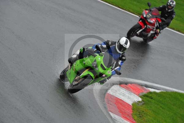 Motorcycle action photographs;Trackday digital images;cadwell;cadwell park photographs;event digital images;eventdigitalimages;hopp rider training;motor racing louth lincolnshire;peter wileman photography;trackday;trackday photos