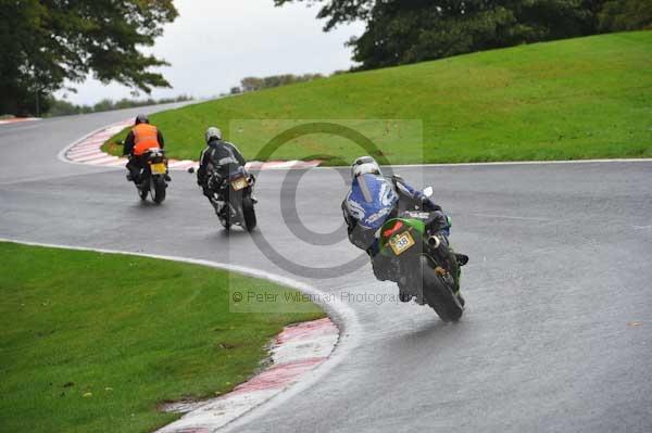 Motorcycle action photographs;Trackday digital images;cadwell;cadwell park photographs;event digital images;eventdigitalimages;hopp rider training;motor racing louth lincolnshire;peter wileman photography;trackday;trackday photos