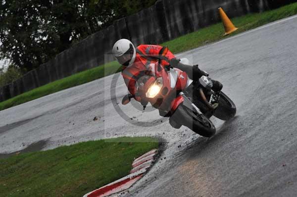 Motorcycle action photographs;Trackday digital images;cadwell;cadwell park photographs;event digital images;eventdigitalimages;hopp rider training;motor racing louth lincolnshire;peter wileman photography;trackday;trackday photos