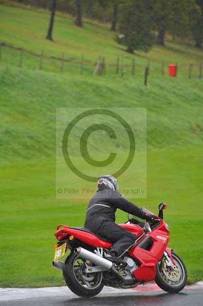 Motorcycle action photographs;Trackday digital images;cadwell;cadwell park photographs;event digital images;eventdigitalimages;hopp rider training;motor racing louth lincolnshire;peter wileman photography;trackday;trackday photos