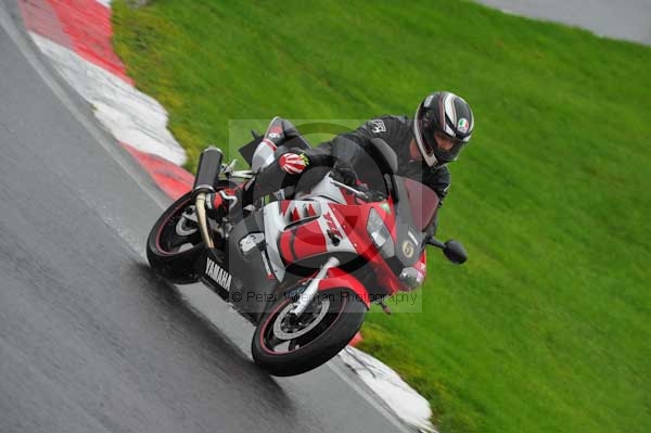 Motorcycle action photographs;Trackday digital images;cadwell;cadwell park photographs;event digital images;eventdigitalimages;hopp rider training;motor racing louth lincolnshire;peter wileman photography;trackday;trackday photos
