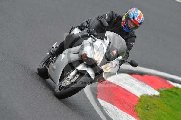 Motorcycle action photographs;Trackday digital images;cadwell;cadwell park photographs;event digital images;eventdigitalimages;hopp rider training;motor racing louth lincolnshire;peter wileman photography;trackday;trackday photos