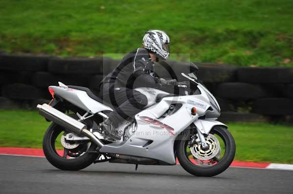 Motorcycle action photographs;Trackday digital images;cadwell;cadwell park photographs;event digital images;eventdigitalimages;hopp rider training;motor racing louth lincolnshire;peter wileman photography;trackday;trackday photos