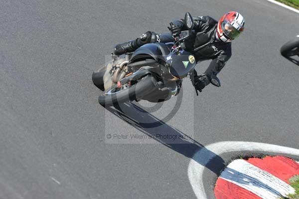 Motorcycle action photographs;Trackday digital images;cadwell;cadwell park photographs;event digital images;eventdigitalimages;hopp rider training;motor racing louth lincolnshire;peter wileman photography;trackday;trackday photos