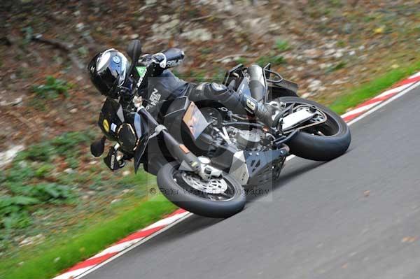 Motorcycle action photographs;Trackday digital images;cadwell;cadwell park photographs;event digital images;eventdigitalimages;hopp rider training;motor racing louth lincolnshire;peter wileman photography;trackday;trackday photos