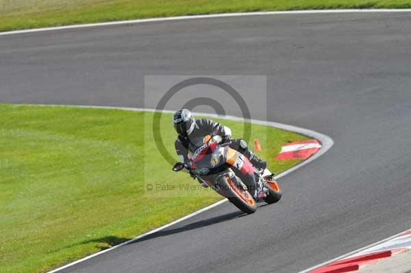 Motorcycle action photographs;Trackday digital images;cadwell;cadwell park photographs;event digital images;eventdigitalimages;hopp rider training;motor racing louth lincolnshire;peter wileman photography;trackday;trackday photos