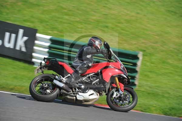 Motorcycle action photographs;Trackday digital images;cadwell;cadwell park photographs;event digital images;eventdigitalimages;hopp rider training;motor racing louth lincolnshire;peter wileman photography;trackday;trackday photos