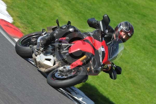 Motorcycle action photographs;Trackday digital images;cadwell;cadwell park photographs;event digital images;eventdigitalimages;hopp rider training;motor racing louth lincolnshire;peter wileman photography;trackday;trackday photos