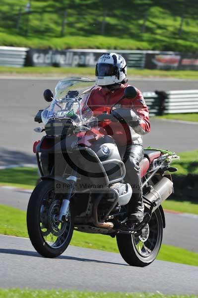 Motorcycle action photographs;Trackday digital images;cadwell;cadwell park photographs;event digital images;eventdigitalimages;hopp rider training;motor racing louth lincolnshire;peter wileman photography;trackday;trackday photos