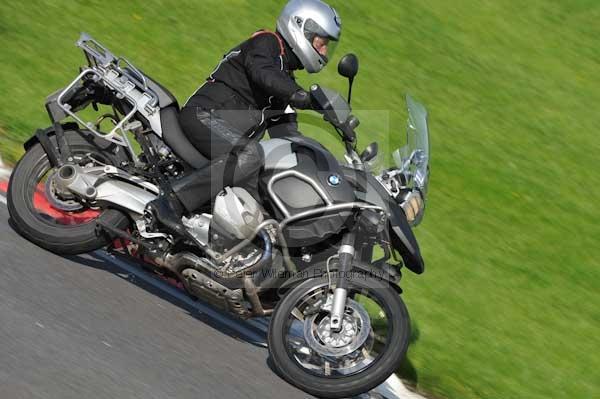 Motorcycle action photographs;Trackday digital images;cadwell;cadwell park photographs;event digital images;eventdigitalimages;hopp rider training;motor racing louth lincolnshire;peter wileman photography;trackday;trackday photos