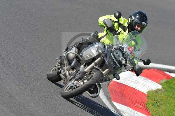 Motorcycle action photographs;Trackday digital images;cadwell;cadwell park photographs;event digital images;eventdigitalimages;hopp rider training;motor racing louth lincolnshire;peter wileman photography;trackday;trackday photos