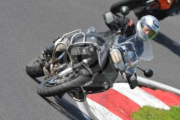 Motorcycle action photographs;Trackday digital images;cadwell;cadwell park photographs;event digital images;eventdigitalimages;hopp rider training;motor racing louth lincolnshire;peter wileman photography;trackday;trackday photos