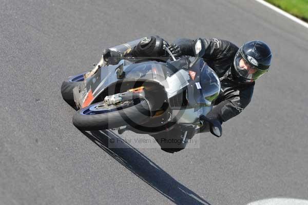 Motorcycle action photographs;Trackday digital images;cadwell;cadwell park photographs;event digital images;eventdigitalimages;hopp rider training;motor racing louth lincolnshire;peter wileman photography;trackday;trackday photos