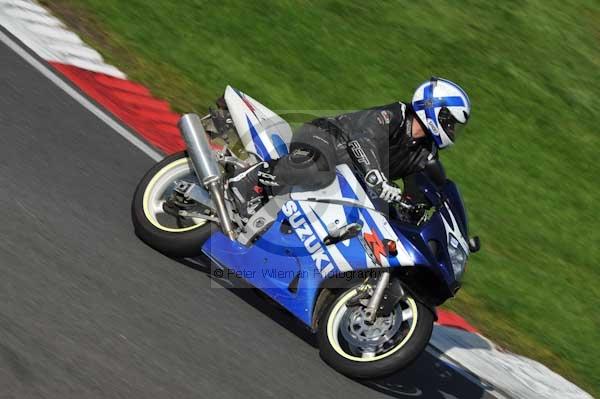 Motorcycle action photographs;Trackday digital images;cadwell;cadwell park photographs;event digital images;eventdigitalimages;hopp rider training;motor racing louth lincolnshire;peter wileman photography;trackday;trackday photos
