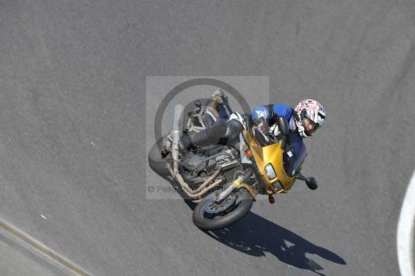 Motorcycle action photographs;Trackday digital images;cadwell;cadwell park photographs;event digital images;eventdigitalimages;hopp rider training;motor racing louth lincolnshire;peter wileman photography;trackday;trackday photos