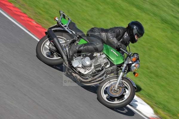 Motorcycle action photographs;Trackday digital images;cadwell;cadwell park photographs;event digital images;eventdigitalimages;hopp rider training;motor racing louth lincolnshire;peter wileman photography;trackday;trackday photos