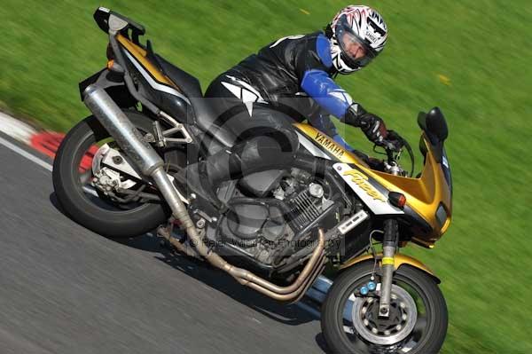 Motorcycle action photographs;Trackday digital images;cadwell;cadwell park photographs;event digital images;eventdigitalimages;hopp rider training;motor racing louth lincolnshire;peter wileman photography;trackday;trackday photos