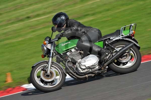 Motorcycle action photographs;Trackday digital images;cadwell;cadwell park photographs;event digital images;eventdigitalimages;hopp rider training;motor racing louth lincolnshire;peter wileman photography;trackday;trackday photos