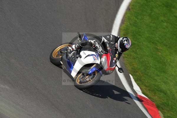 Motorcycle action photographs;Trackday digital images;cadwell;cadwell park photographs;event digital images;eventdigitalimages;hopp rider training;motor racing louth lincolnshire;peter wileman photography;trackday;trackday photos