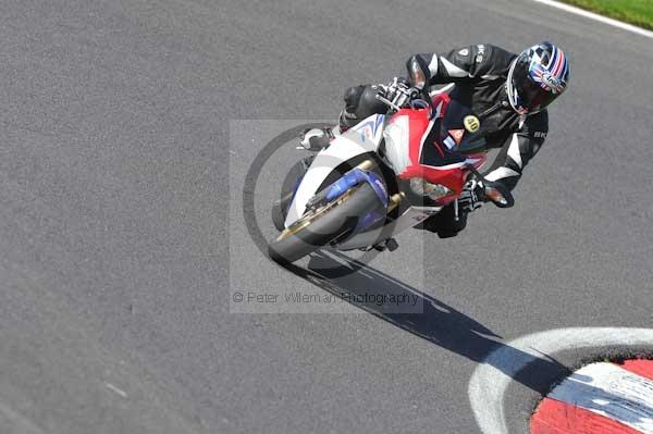Motorcycle action photographs;Trackday digital images;cadwell;cadwell park photographs;event digital images;eventdigitalimages;hopp rider training;motor racing louth lincolnshire;peter wileman photography;trackday;trackday photos