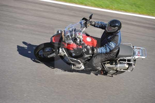 Motorcycle action photographs;Trackday digital images;cadwell;cadwell park photographs;event digital images;eventdigitalimages;hopp rider training;motor racing louth lincolnshire;peter wileman photography;trackday;trackday photos