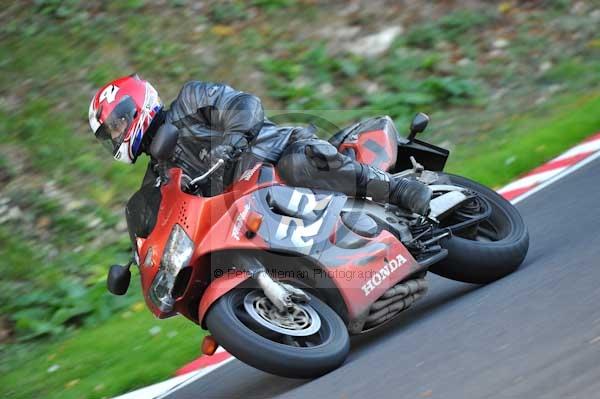 Motorcycle action photographs;Trackday digital images;cadwell;cadwell park photographs;event digital images;eventdigitalimages;hopp rider training;motor racing louth lincolnshire;peter wileman photography;trackday;trackday photos