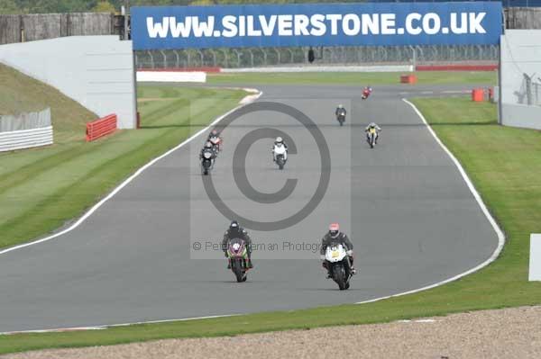 Motorcycle action photographs;Silverstone circuit;Silverstone photographs;Trackday digital images;event digital images;eventdigitalimages;no limits trackday;peter wileman photography;rockingham towcester northamptonshire;trackday;trackday photos