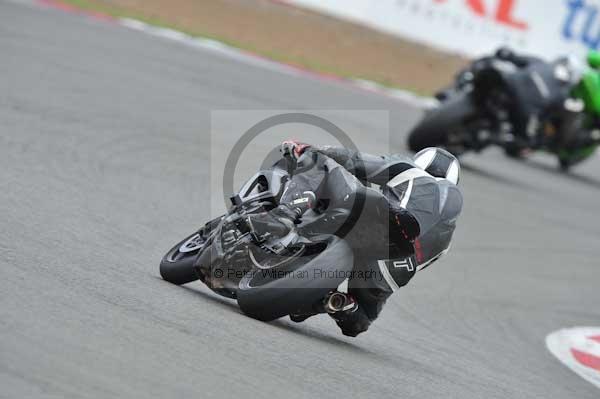 Motorcycle action photographs;Silverstone circuit;Silverstone photographs;Trackday digital images;event digital images;eventdigitalimages;no limits trackday;peter wileman photography;rockingham towcester northamptonshire;trackday;trackday photos