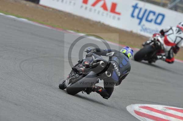 Motorcycle action photographs;Silverstone circuit;Silverstone photographs;Trackday digital images;event digital images;eventdigitalimages;no limits trackday;peter wileman photography;rockingham towcester northamptonshire;trackday;trackday photos