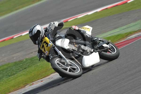 Motorcycle action photographs;Silverstone circuit;Silverstone photographs;Trackday digital images;event digital images;eventdigitalimages;no limits trackday;peter wileman photography;rockingham towcester northamptonshire;trackday;trackday photos