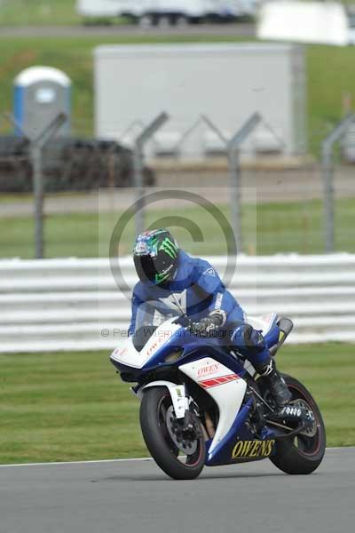 Motorcycle action photographs;Silverstone circuit;Silverstone photographs;Trackday digital images;event digital images;eventdigitalimages;no limits trackday;peter wileman photography;rockingham towcester northamptonshire;trackday;trackday photos
