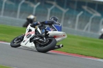 Motorcycle-action-photographs;Silverstone-circuit;Silverstone-photographs;Trackday-digital-images;event-digital-images;eventdigitalimages;no-limits-trackday;peter-wileman-photography;rockingham-towcester-northamptonshire;trackday;trackday-photos