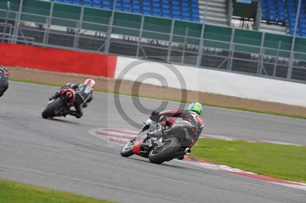 Motorcycle action photographs;Silverstone circuit;Silverstone photographs;Trackday digital images;event digital images;eventdigitalimages;no limits trackday;peter wileman photography;rockingham towcester northamptonshire;trackday;trackday photos