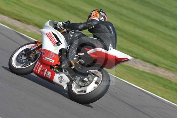 Motorcycle action photographs;Silverstone circuit;Silverstone photographs;Trackday digital images;event digital images;eventdigitalimages;no limits trackday;peter wileman photography;rockingham towcester northamptonshire;trackday;trackday photos