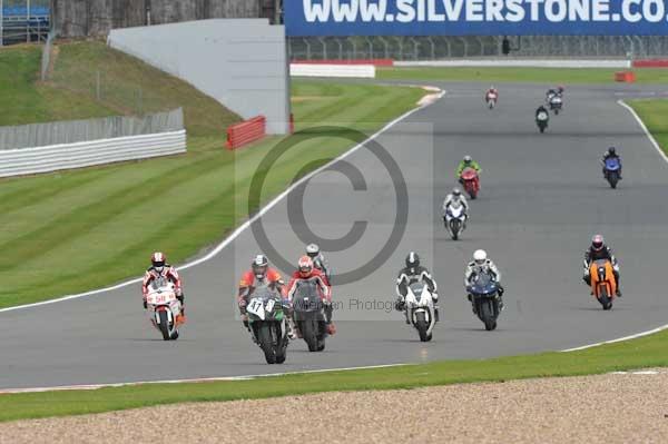 Motorcycle action photographs;Silverstone circuit;Silverstone photographs;Trackday digital images;event digital images;eventdigitalimages;no limits trackday;peter wileman photography;rockingham towcester northamptonshire;trackday;trackday photos